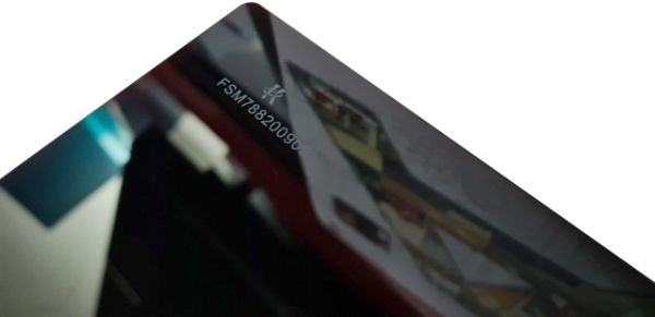 Bề mặt kính bếp từ